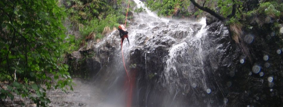 Canyoning